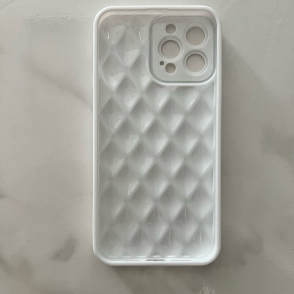 iPhone 13 Pro Max Case NWT - Picture 2 of 3